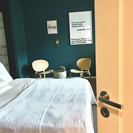2br 200 M From Metro And Airport Bus And Free Parking Appartement