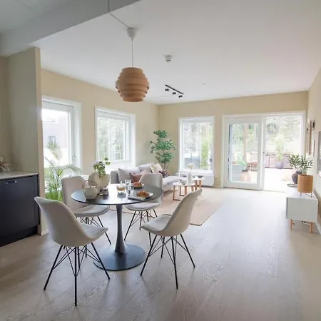 2br 200 M From Metro And Airport Bus And Free Parking Appartement